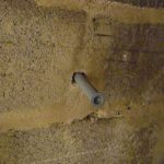 Construction d'un plancher en bois : le scellement chimique