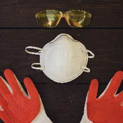 EPI ponçage : lunettes, masque et gants