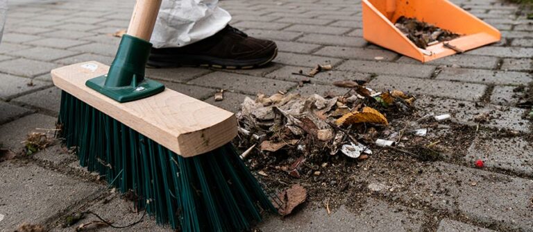 Comment entretenir et nettoyer des pavés autobloquants