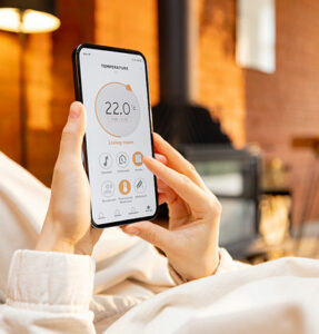 contrôler la température de sa maison avec une application mobile sur son téléphone