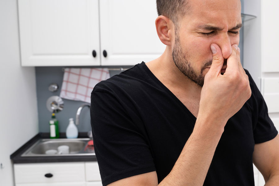 13 astuces pour éviter les mauvaises odeurs des canalisations
