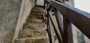 escalier chêteau médiéval