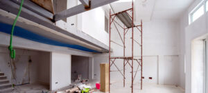 échafaudage domestique inférieur à 5 mètres de hauteur en intérieur maison