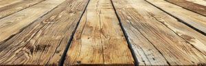 plancher-de-bois-avec-des-lattes-ou-madriers-pour-exterieur