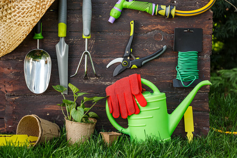 outils de jardinage