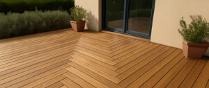 terrasse en bois dont les lames sont posées en chevrons terrasse en bois dont les lames sont posées en chevrons