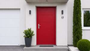 porte d'entrée en PVC rouge pour une touche originale